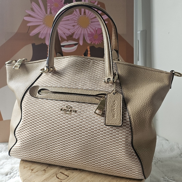 Coach (Beige) - Picture 5 of 7